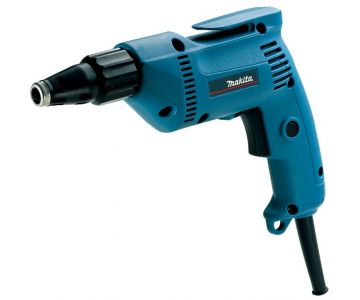 Шуруповерт Makita 6821