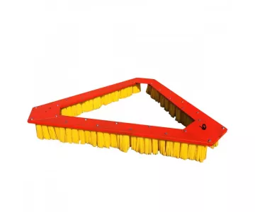 Щетка для футбольных полей Уралец