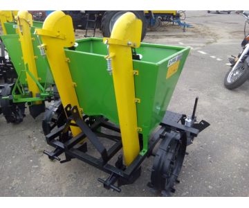 Картофелесажалка 2-ух рядная без бачка D-POL (60-70 см.) к трактору