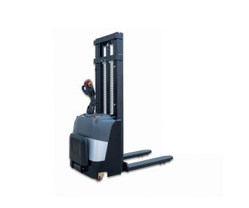 Штабелер самоходный TOR QDA15-EM  1,5 т 3,0 м