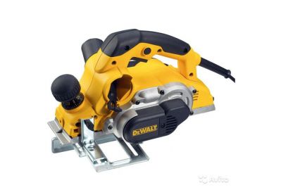 Рубанок DeWalt D 26501 K