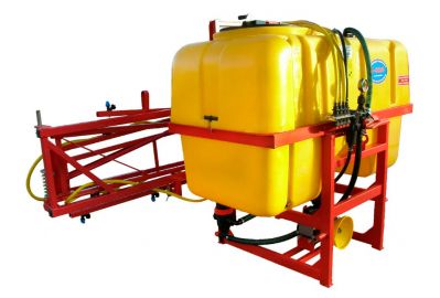 Опрыскиватель Demarol 800 л, штанга 12 м
