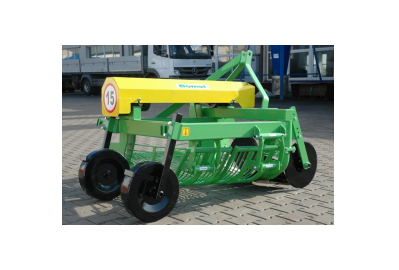 Картофелекопалка Bomet Z655 однорядная к трактору