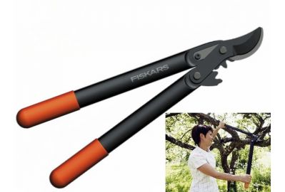 Сучкорез плоскостной Fiskars L72 PowerGear малый (112200)