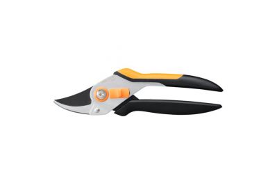Секатор плоскостной металлический Fiskars Solid P331