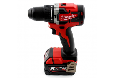 Дрель-шуруповерт аккумуляторная Milwaukee M18 CBLPD-502C