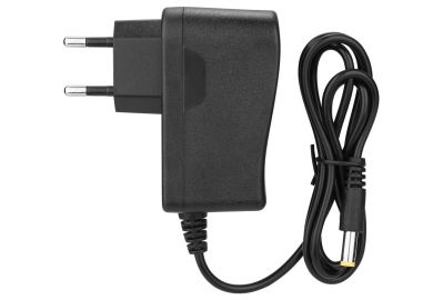 Зарядное устройство Deko DC12V (065-1022)