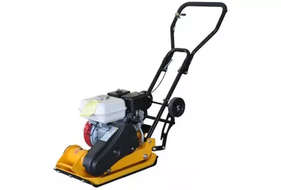 Виброплита Skiper С60 (Honda GX160, колеса, мат)