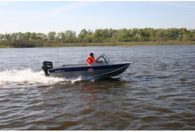 Алюминиевая лодка RusBoat-45 (с топливным баком)