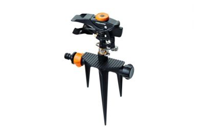 Дождеватель импульсный Fiskars с клапаном