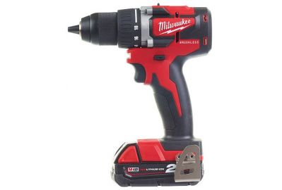 Дрель-шуруповерт Milwaukee M18 CBLDD-202C
