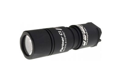Фонарь Armytek Partner C1 v3 XP-L (белый свет)